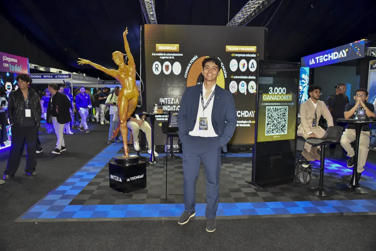 Feria de stands del IA TechDay 2025